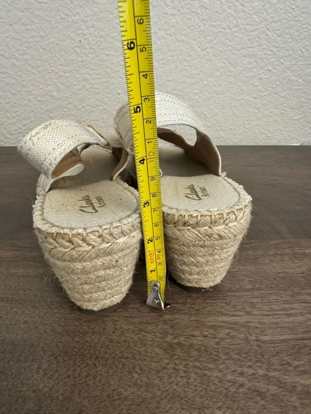 Clarks Artisan Cream Gold Espadrille Wedge Sandals 10